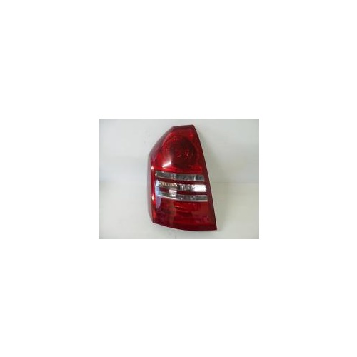 11/2005 - Onward Chrysler 300C Tail Light LHS