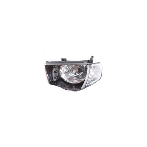 Pair Of Headlights To Suit Mitsubishi Triton MN 2009-2014 Clear Section & Flare Type